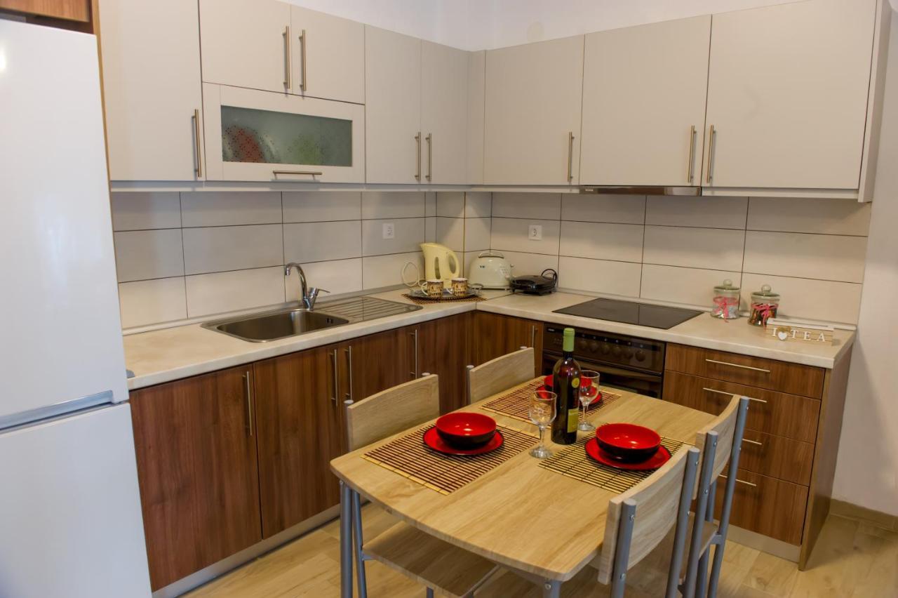 To Petrino Holidays House Holiday home Metagkitsi