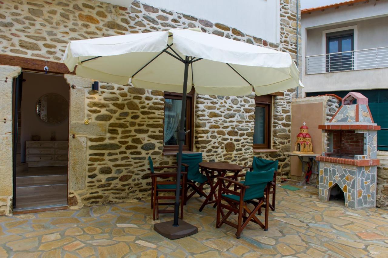To Petrino Holidays House Holiday home Metagkitsi