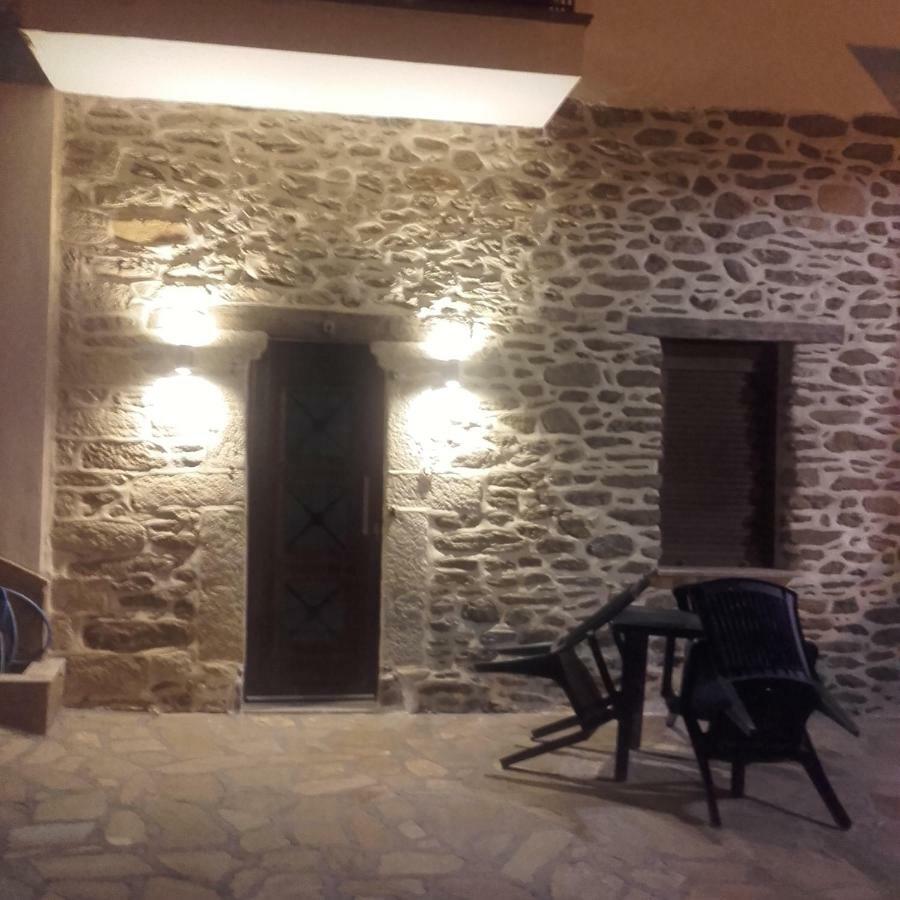 To Petrino Holidays House Holiday home Metagkitsi